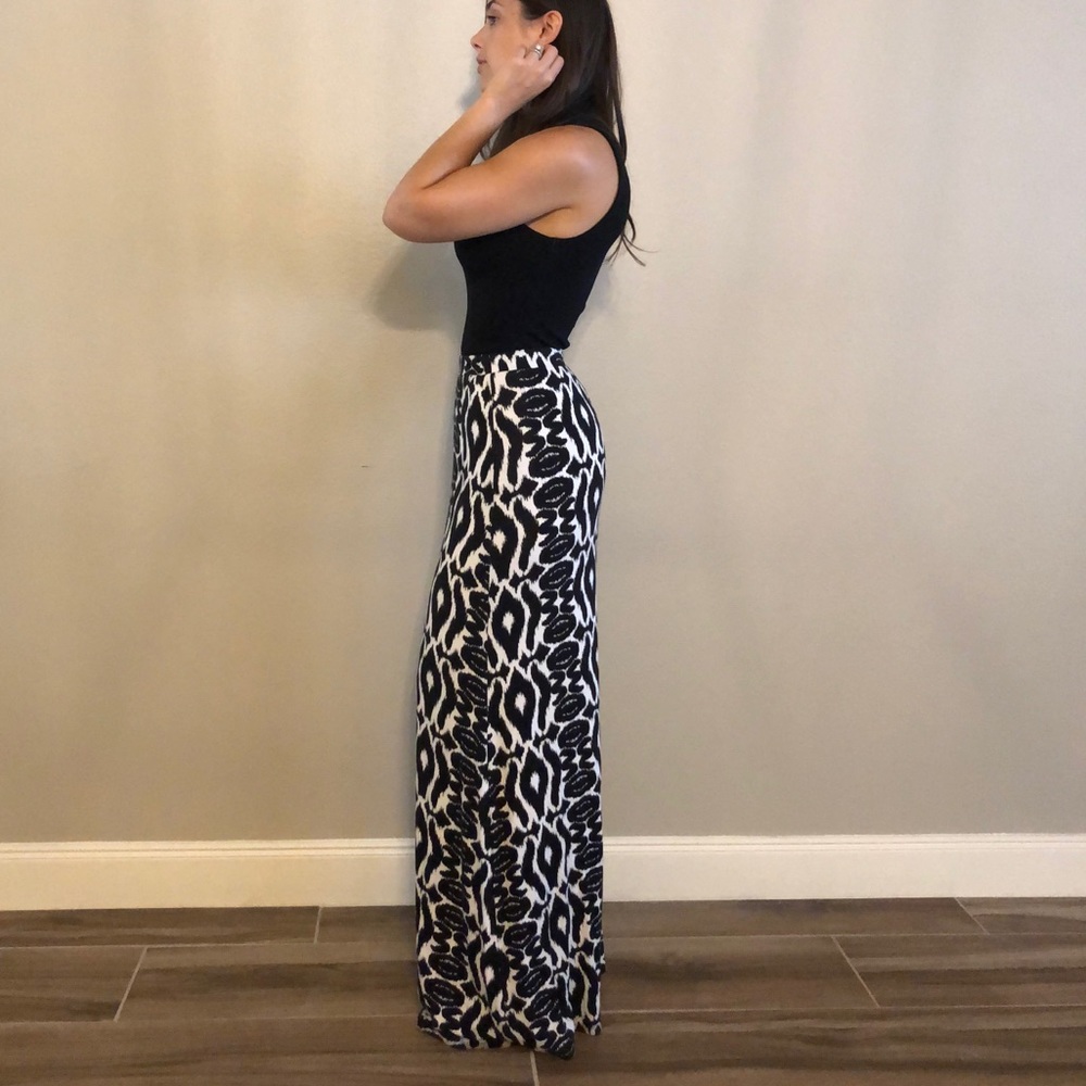 Black and white maxi skirt